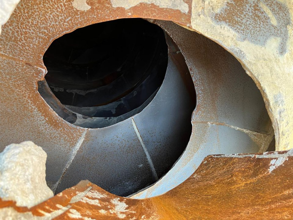 MERCEDES-BENZ Arocs 3236 8x4 Betonmischer Deutsch Top AP Achsen - Camião: foto 4 MERCEDES-BENZ Arocs 3236 8x4 Betonmischer Deutsch Top AP Achsen - Camião: foto 4