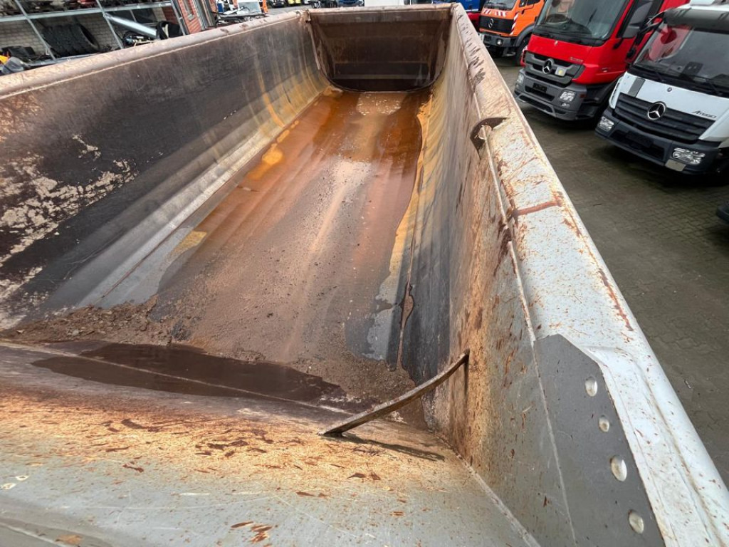IVECO-MAGIRUS TRACKER AD450TW 4 Achs Muldenkipper Meiller - Dumper: foto 4 IVECO-MAGIRUS TRACKER AD450TW 4 Achs Muldenkipper Meiller - Dumper: foto 4