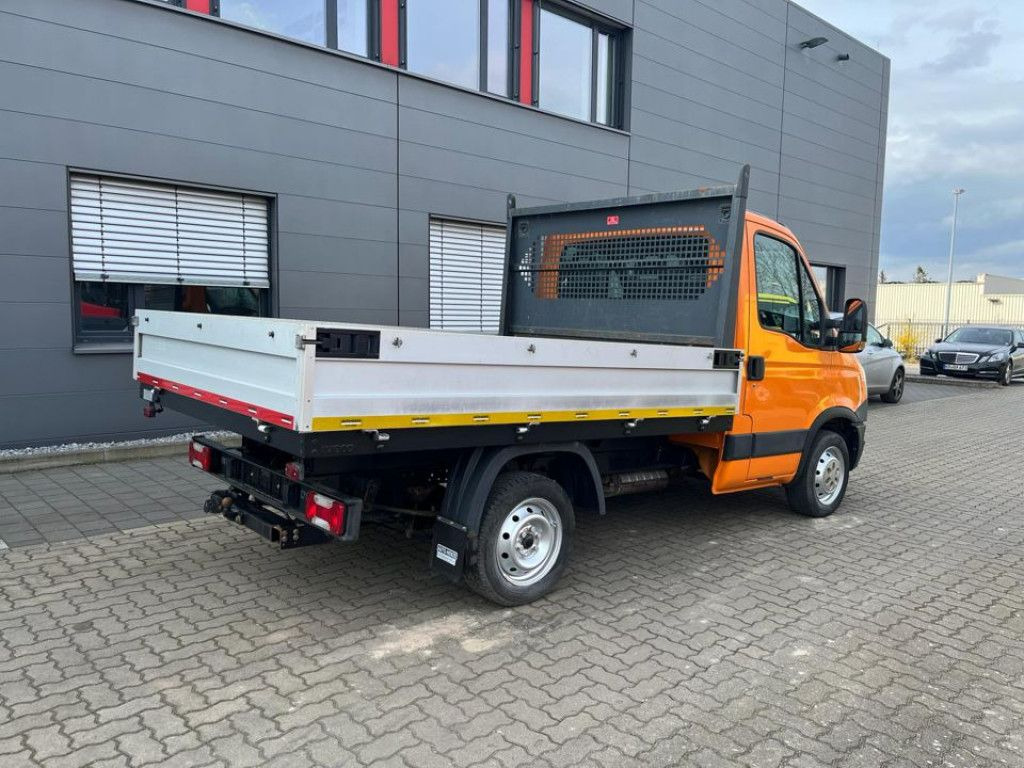 Iveco Daily 29L13 Pritsche - Carrinha de caixa aberta: foto 4 Iveco Daily 29L13 Pritsche - Carrinha de caixa aberta: foto 4