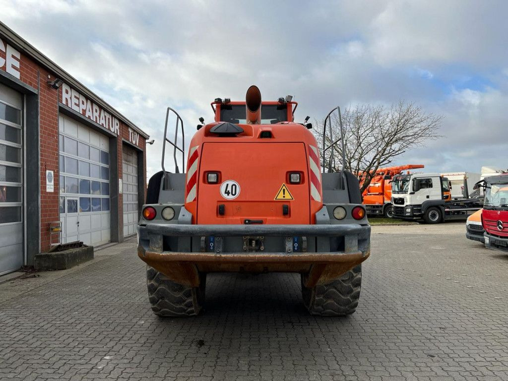 Liebherr Radlader L 566 Radlader - Pá carregadora de rodas: foto 4 Liebherr Radlader L 566 Radlader - Pá carregadora de rodas: foto 4