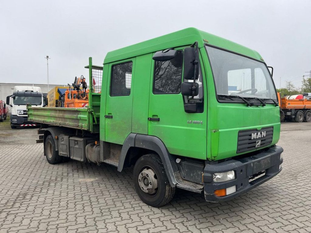 MAN LE 8.180 K 2-Achs Kipper Doppelkabine Meiller - Carrinha basculante, Carrinha cabine dupla: foto 2 MAN LE 8.180 K 2-Achs Kipper Doppelkabine Meiller - Carrinha basculante, Carrinha cabine dupla: foto 2