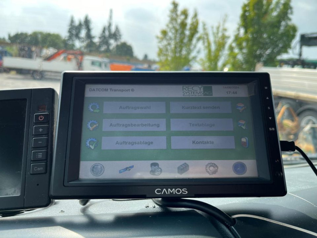 MAN TG-L 12.220 4x2 BL Standardkoffer LBW LBW 1.5 to - Camião furgão: foto 2 MAN TG-L 12.220 4x2 BL Standardkoffer LBW LBW 1.5 to - Camião furgão: foto 2