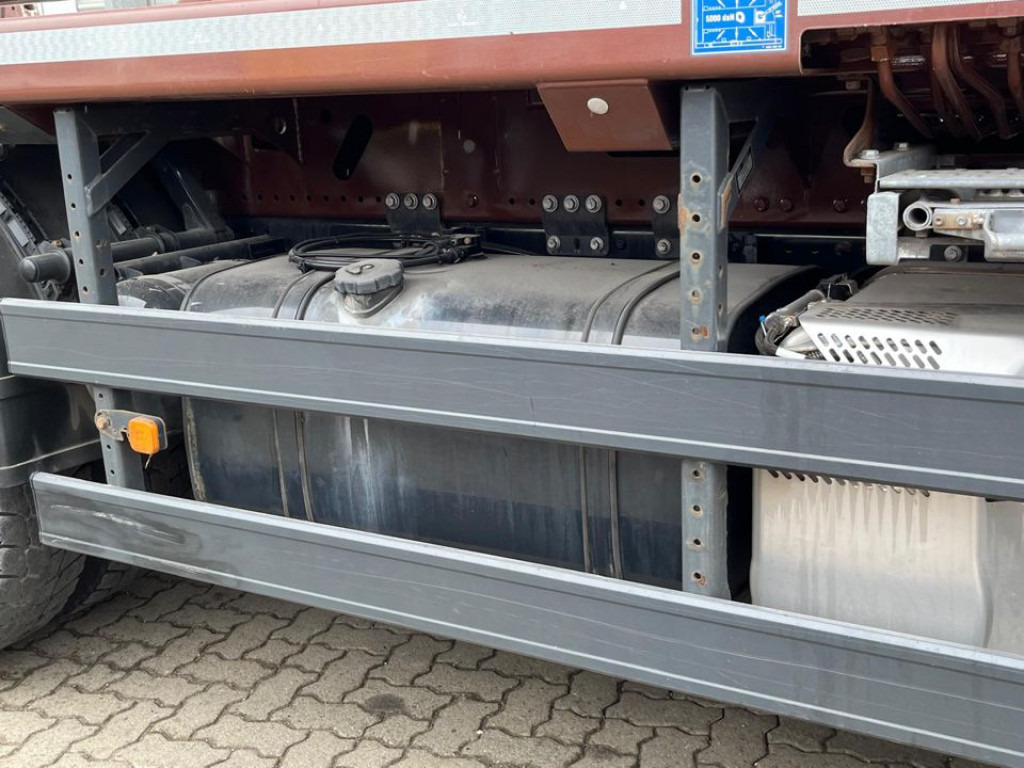 MAN TG-M 18.320 4x2 Absetzkipper Meiller, Funk - Camião multibenne: foto 5 MAN TG-M 18.320 4x2 Absetzkipper Meiller, Funk - Camião multibenne: foto 5