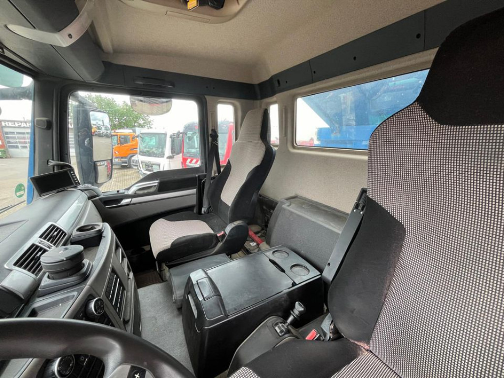 MAN TG-S 26.500 6x6 BB 3-Achs Allradkipper Bordmatik - Camião basculante: foto 2 MAN TG-S 26.500 6x6 BB 3-Achs Allradkipper Bordmatik - Camião basculante: foto 2