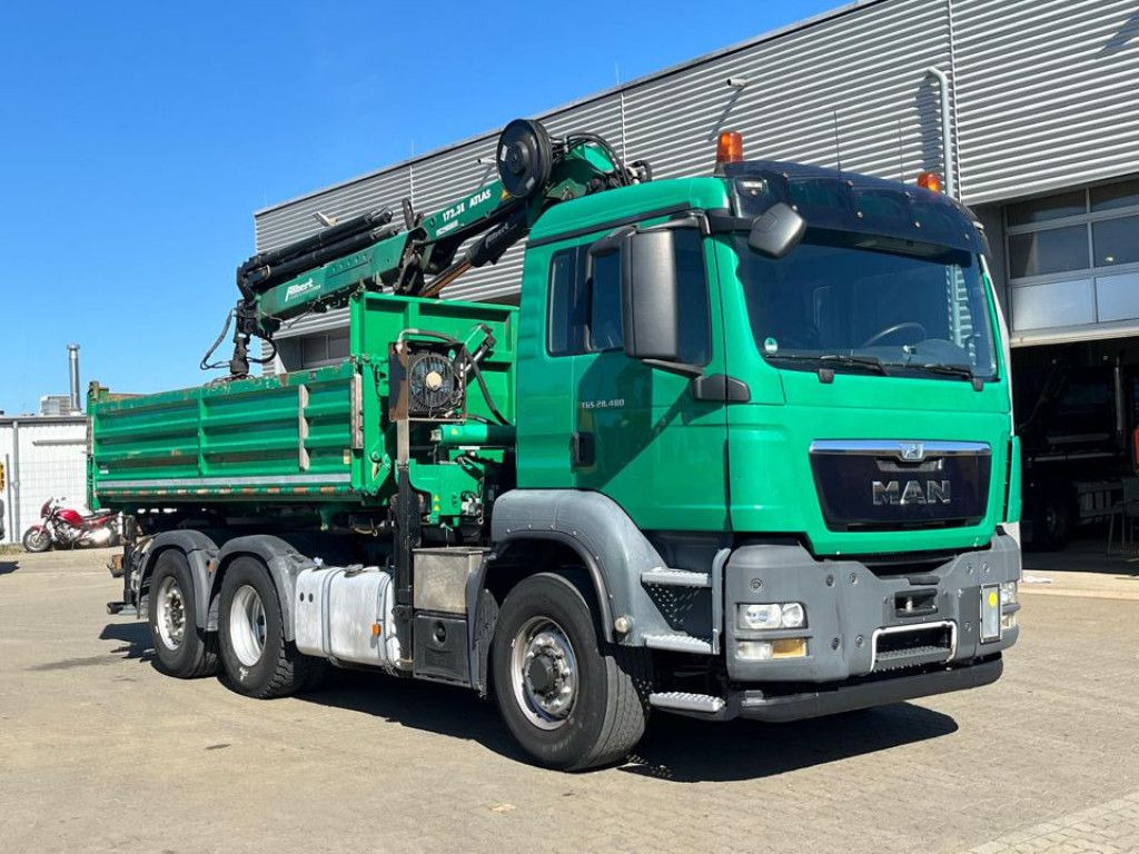 MAN TG-S 28.480 6x4H-4 BL 3-Achs Kipper Kran Funk Li - Camião basculante, Camião grua: foto 2 MAN TG-S 28.480 6x4H-4 BL 3-Achs Kipper Kran Funk Li - Camião basculante, Camião grua: foto 2