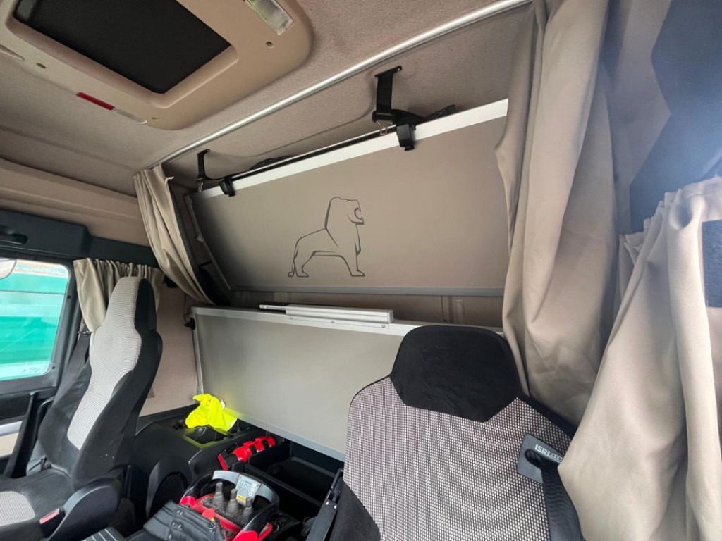 Camião de caixa aberta/ Plataforma, Camião grua MAN TG-X 26.460 6x2-2 BL Pritsche Kran PK 24.001 Funk Lenk: foto 7 Camião de caixa aberta/ Plataforma, Camião grua MAN TG-X 26.460 6x2-2 BL Pritsche Kran PK 24.001 Funk Lenk: foto 7