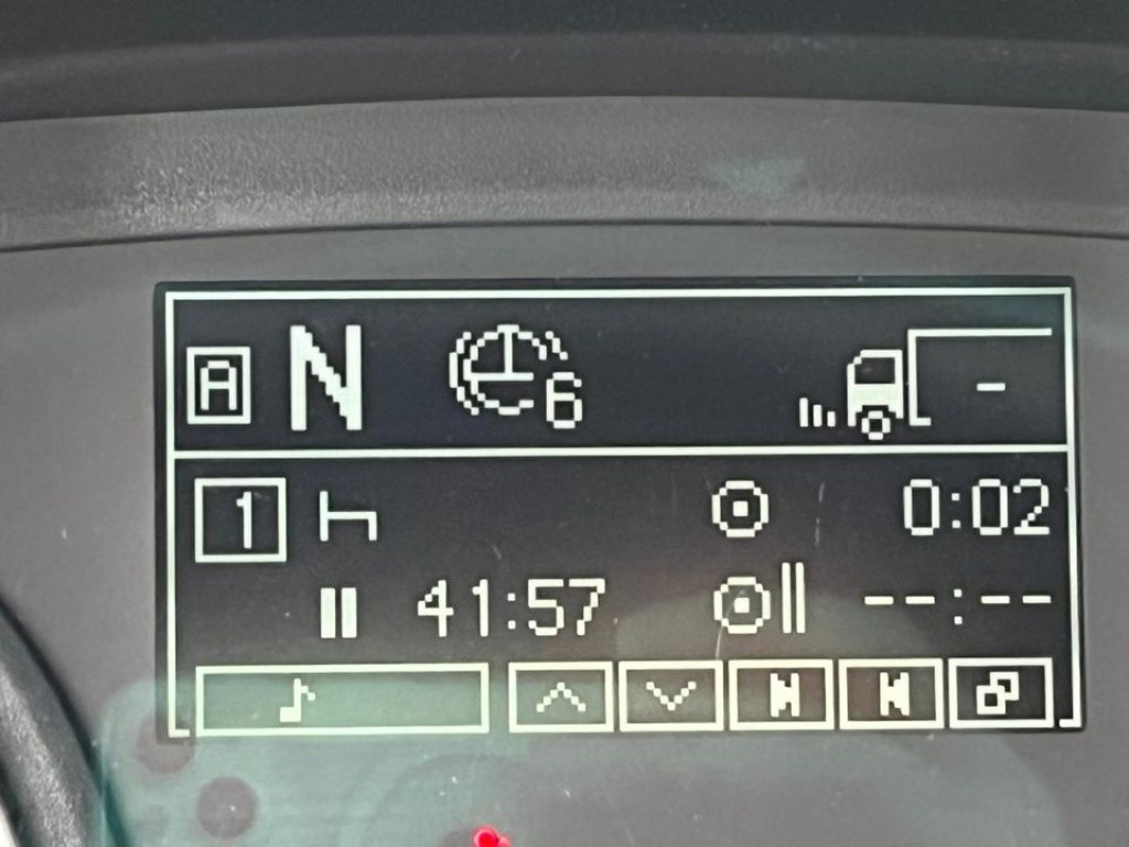 MAN TG-X 26.460 6x2-2 BL Pritsche Kran PK 24.001 Funk Lenk - Camião de caixa aberta/ Plataforma, Camião grua: foto 2 MAN TG-X 26.460 6x2-2 BL Pritsche Kran PK 24.001 Funk Lenk - Camião de caixa aberta/ Plataforma, Camião grua: foto 2