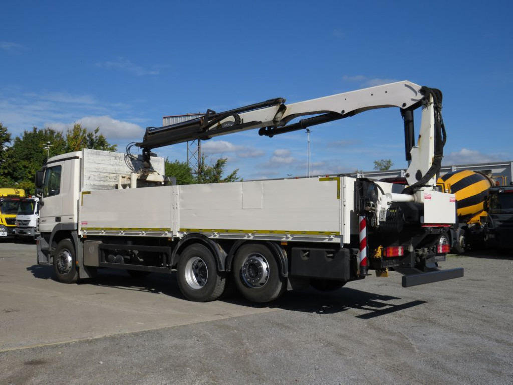 Camião de caixa aberta/ Plataforma, Camião grua MERCEDES-BENZ Actros 2541 L6x2 Pritsche Heckkran Funk: foto 9 Camião de caixa aberta/ Plataforma, Camião grua MERCEDES-BENZ Actros 2541 L6x2 Pritsche Heckkran Funk: foto 9
