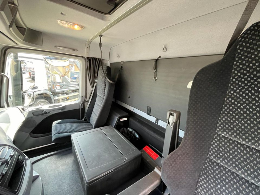 MERCEDES-BENZ Actros 2546 L 6x2 Pritsche Heckkran Hiab 288 6xhyd - Camião de caixa aberta/ Plataforma, Camião grua: foto 4 MERCEDES-BENZ Actros 2546 L 6x2 Pritsche Heckkran Hiab 288 6xhyd - Camião de caixa aberta/ Plataforma, Camião grua: foto 4