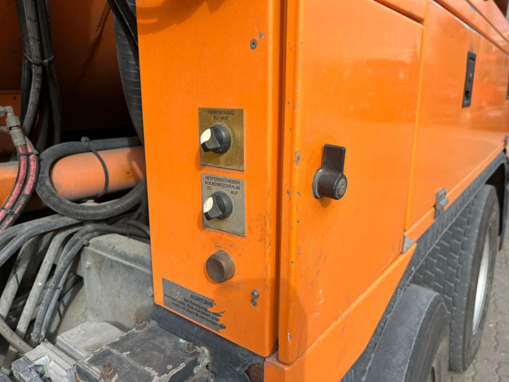 Caminhão limpa fossa MERCEDES-BENZ Actros 2546 L 6x2 Saug + Spülwagen super Zustand ADR: foto 7 Caminhão limpa fossa MERCEDES-BENZ Actros 2546 L 6x2 Saug + Spülwagen super Zustand ADR: foto 7