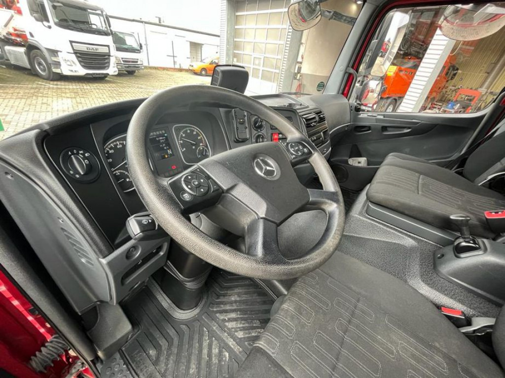 Locação financeira de MERCEDES-BENZ Atego 818 K 2-Achs Kipper Meiller MERCEDES-BENZ Atego 818 K 2-Achs Kipper Meiller: foto 8 Locação financeira de MERCEDES-BENZ Atego 818 K 2-Achs Kipper Meiller MERCEDES-BENZ Atego 818 K 2-Achs Kipper Meiller: foto 8