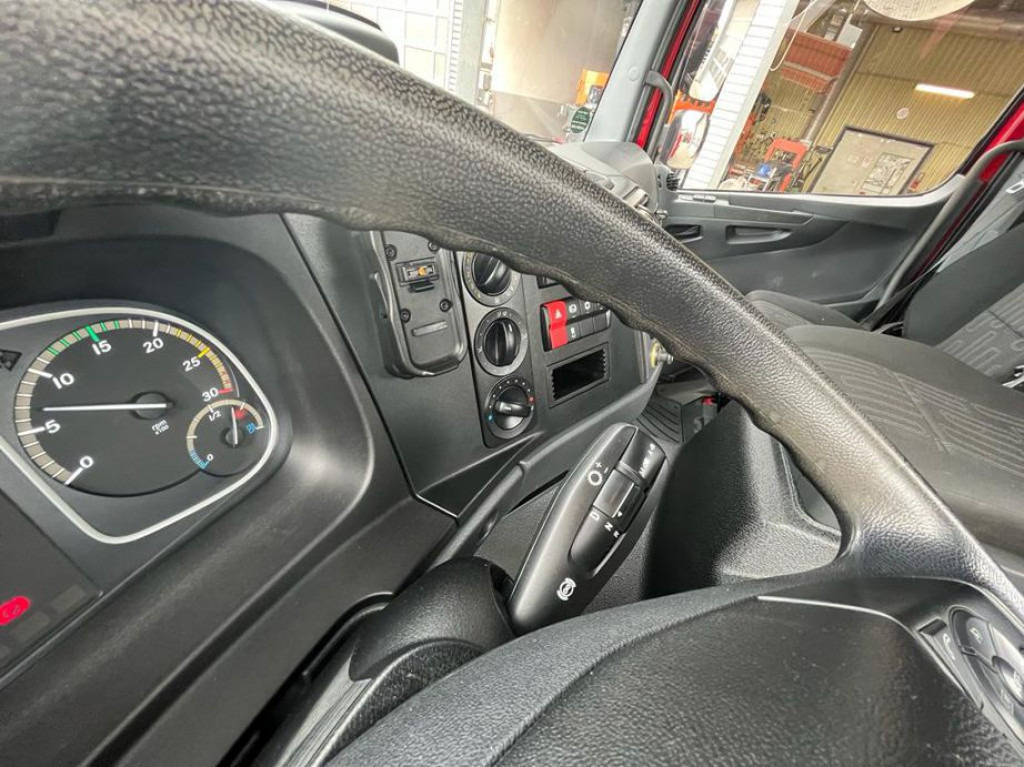 Locação financeira de MERCEDES-BENZ Atego 818 K 2-Achs Kipper Meiller MERCEDES-BENZ Atego 818 K 2-Achs Kipper Meiller: foto 10 Locação financeira de MERCEDES-BENZ Atego 818 K 2-Achs Kipper Meiller MERCEDES-BENZ Atego 818 K 2-Achs Kipper Meiller: foto 10