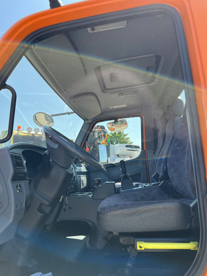 MERCEDES-BENZ Unimog U20 2-Achs Allradkipper Kran Palfinger Kran - Camião basculante, Camião grua: foto 4 MERCEDES-BENZ Unimog U20 2-Achs Allradkipper Kran Palfinger Kran - Camião basculante, Camião grua: foto 4