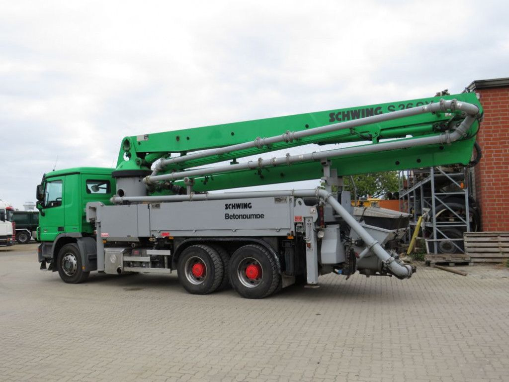 Mercedes-Benz Actros 2641 6x4 Betonpumpe Schwing S 36 X nur 2 - Autobomba de betão: foto 3 Mercedes-Benz Actros 2641 6x4 Betonpumpe Schwing S 36 X nur 2 - Autobomba de betão: foto 3