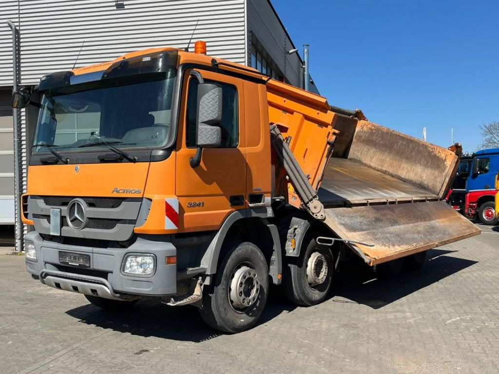 Mercedes-Benz Actros 3241 K 8x4 4-Achs Kipper Meiller Deutsch - Camião basculante: foto 1 Mercedes-Benz Actros 3241 K 8x4 4-Achs Kipper Meiller Deutsch - Camião basculante: foto 1
