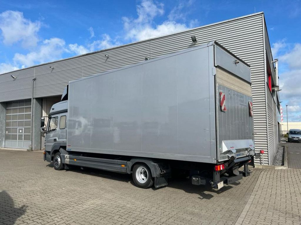 Mercedes-Benz Atego 818 L Möbelkoffer LBW Möbelkoffer gr.Fhs+S - Carrinha de contentor: foto 3 Mercedes-Benz Atego 818 L Möbelkoffer LBW Möbelkoffer gr.Fhs+S - Carrinha de contentor: foto 3
