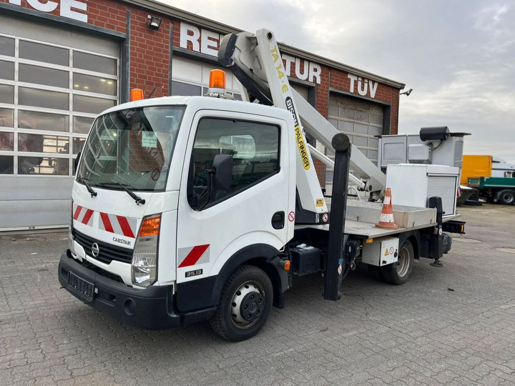 Nissan Cabstar 35.13 Hubarbeitsbühne Palfinger 14mtr - Caminhão com plataforma aérea, Veículo comercial: foto 1 Nissan Cabstar 35.13 Hubarbeitsbühne Palfinger 14mtr - Caminhão com plataforma aérea, Veículo comercial: foto 1