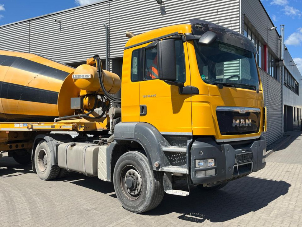 MAN MAN TG-S SZM 18.440 4x4 H BLS Komplettpreis mit Betonauflieger - Tractor: foto 3 MAN MAN TG-S SZM 18.440 4x4 H BLS Komplettpreis mit Betonauflieger - Tractor: foto 3