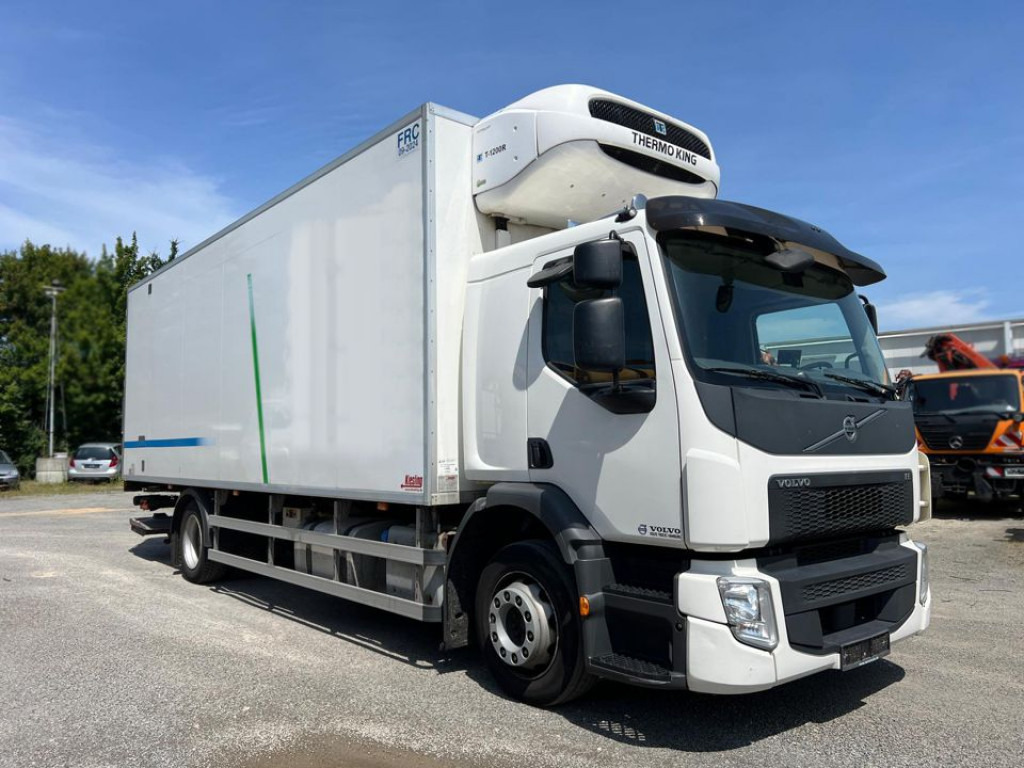 VOLVO (S) Truck FE 320 Kühlkoffer LBW Thermokin T 1200R - Camião frigorífico: foto 4 VOLVO (S) Truck FE 320 Kühlkoffer LBW Thermokin T 1200R - Camião frigorífico: foto 4