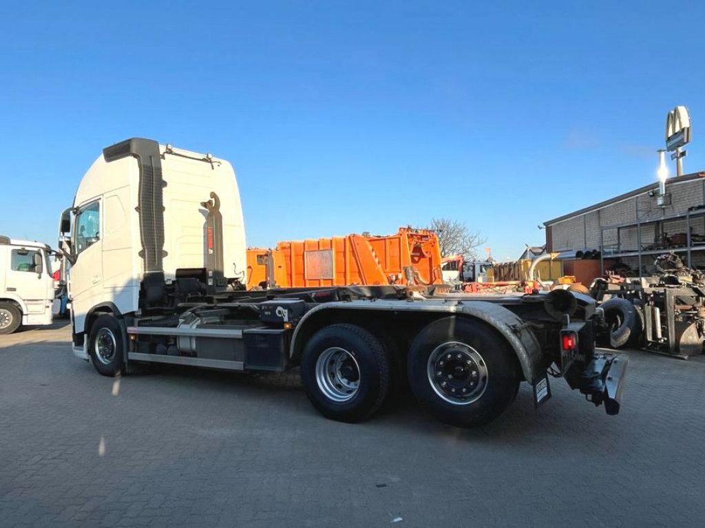 Volvo FH 500 6x2 Abrollkipper Funkfernbedienung - Camião polibenne: foto 3 Volvo FH 500 6x2 Abrollkipper Funkfernbedienung - Camião polibenne: foto 3