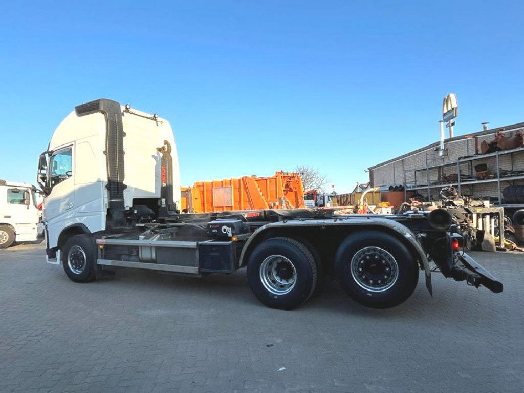 Volvo FH 500 6x2 Abrollkipper Funkfernbedienung - Camião polibenne: foto 3 Volvo FH 500 6x2 Abrollkipper Funkfernbedienung - Camião polibenne: foto 3