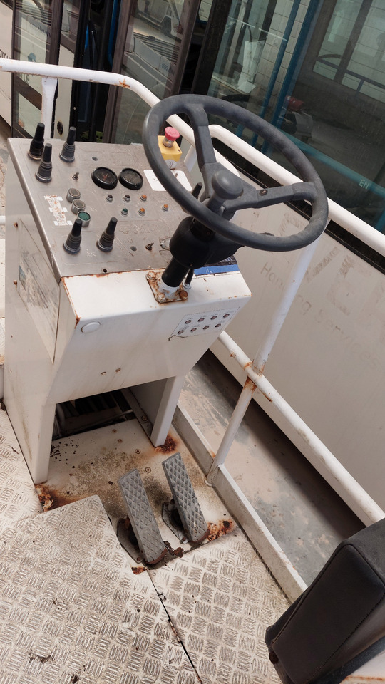 CLT-8 speedloader FMC - Elevador/ Carregador de contentores e paletes: foto 4 CLT-8 speedloader FMC - Elevador/ Carregador de contentores e paletes: foto 4