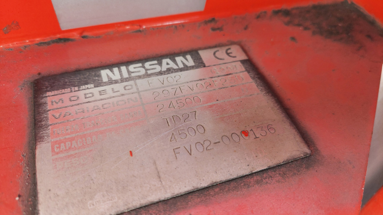 FV-02 Tractor Nissan - Trator de bagagem: foto 2 FV-02 Tractor Nissan - Trator de bagagem: foto 2