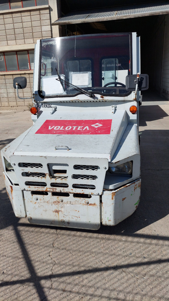 FV-02 Tractor Nissan - Trator de bagagem: foto 1 FV-02 Tractor Nissan - Trator de bagagem: foto 1