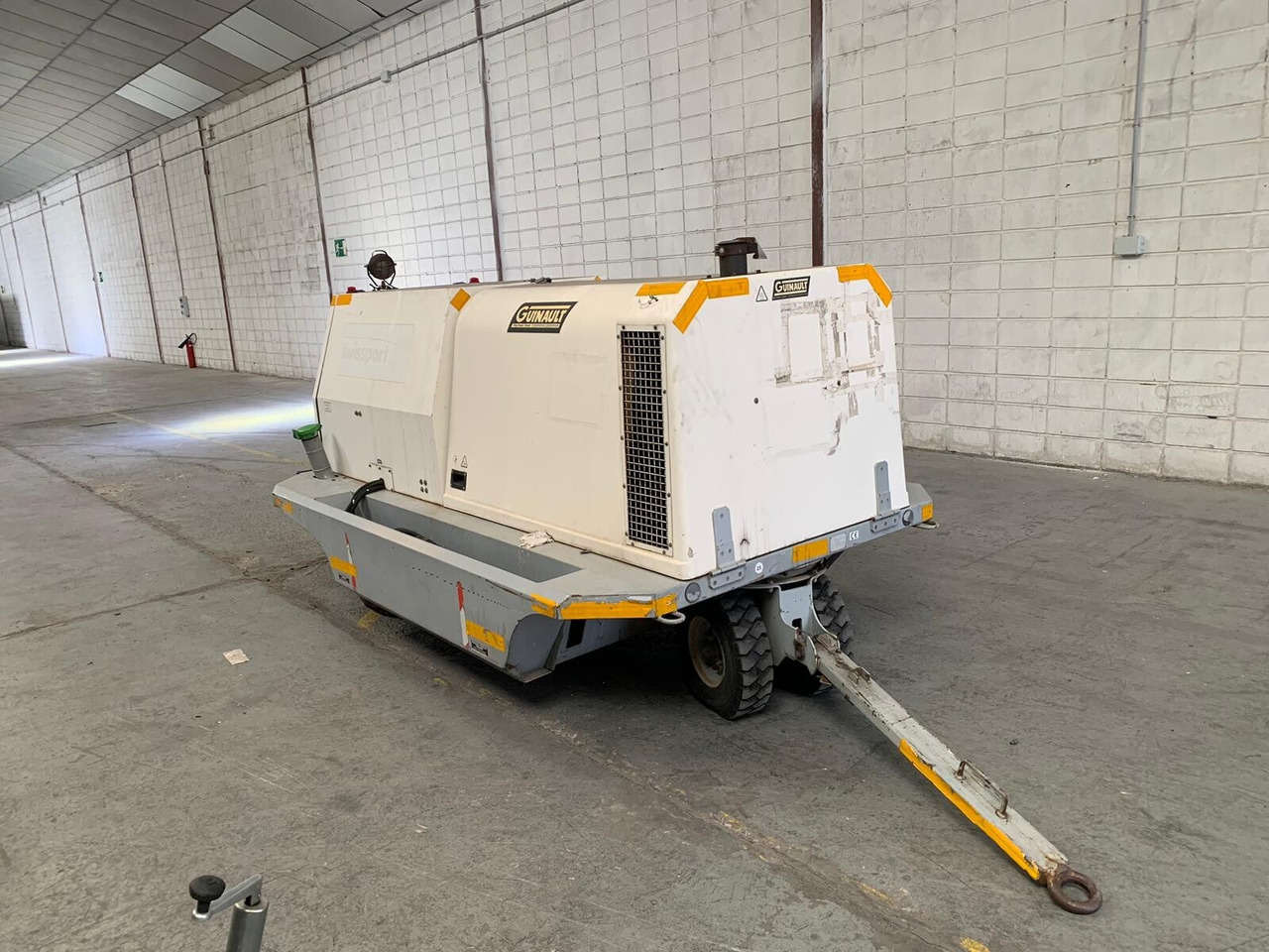 GPU Guinault GA120 - Unidade de energia terrestre: foto 1 GPU Guinault GA120 - Unidade de energia terrestre: foto 1