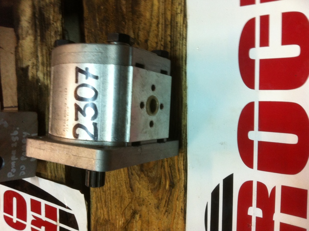 CASAPPA PLP20.8D0-12 LEA/EA-N-EL-P - Bomba hidráulica para Máquina de construção: foto 1 CASAPPA PLP20.8D0-12 LEA/EA-N-EL-P - Bomba hidráulica para Máquina de construção: foto 1