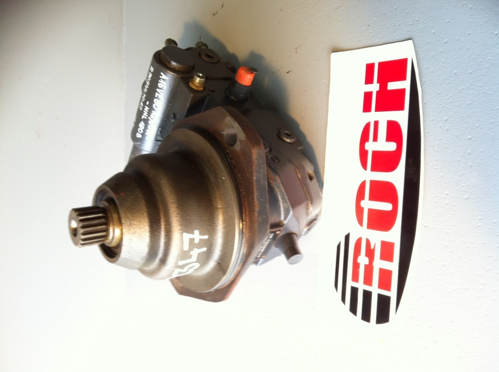 O&K 2244953 9447012 375.22.00.01M - Motor hidráulico para Escavadora de rastos: foto 1 O&K 2244953 9447012 375.22.00.01M - Motor hidráulico para Escavadora de rastos: foto 1
