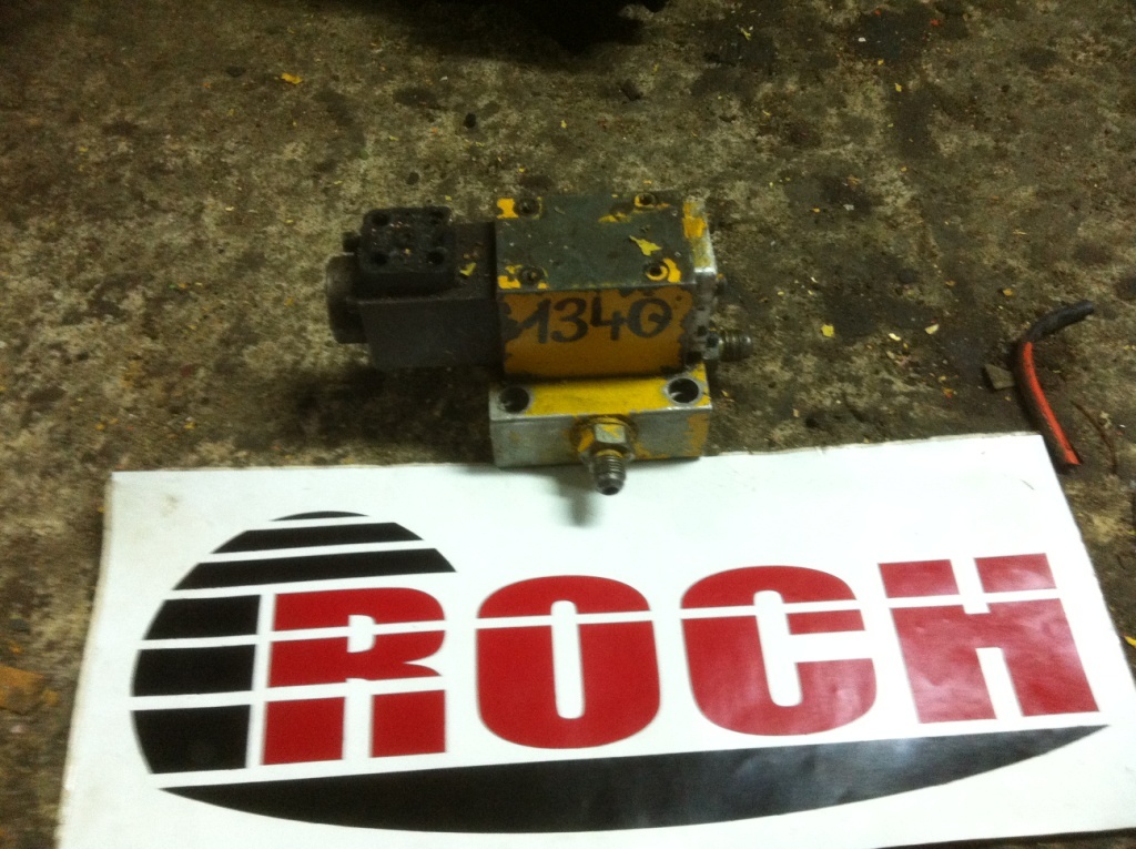 REXROTH 50-960 40706 7124-3 - 1 SEKCYJNY + STEROWNIK + CEWKA 12V - Válvula hidráulica para Máquina de construção: foto 1 REXROTH 50-960 40706 7124-3 - 1 SEKCYJNY + STEROWNIK + CEWKA 12V - Válvula hidráulica para Máquina de construção: foto 1