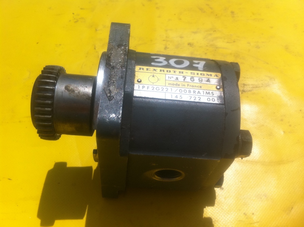 REXROTH SIGMA 1PF2G221/008RA1MS145722001A - Bomba hidráulica para Máquina de construção: foto 1 REXROTH SIGMA 1PF2G221/008RA1MS145722001A - Bomba hidráulica para Máquina de construção: foto 1