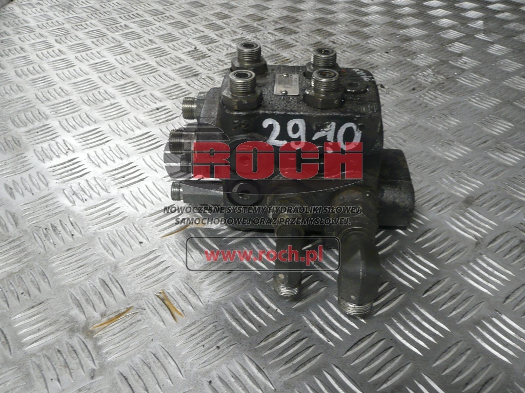 VOLVO 3509500205 1368172-10 15072231 3310 - Válvula hidráulica: foto 1 VOLVO 3509500205 1368172-10 15072231 3310 - Válvula hidráulica: foto 1