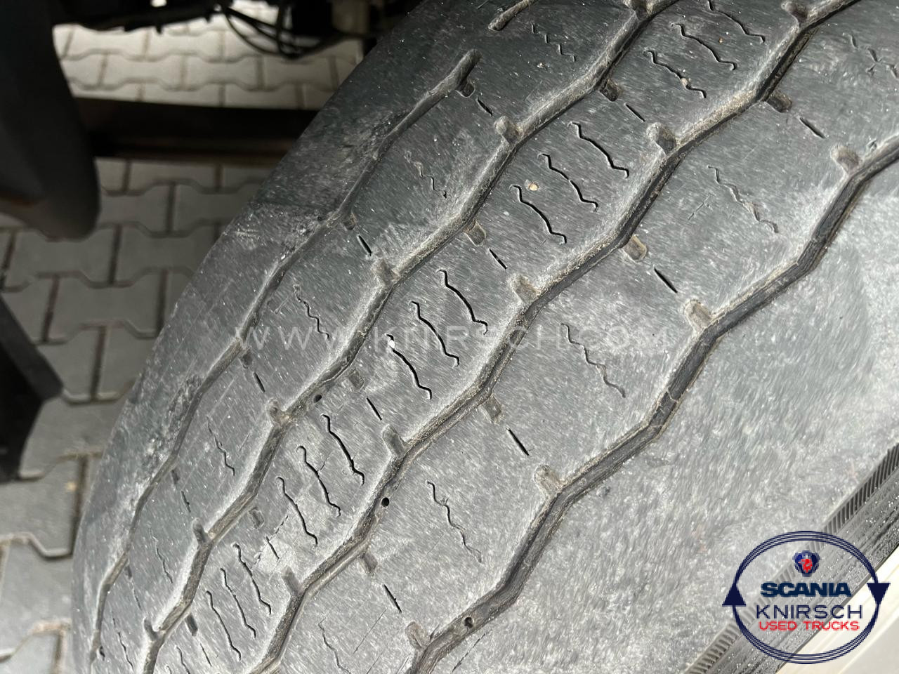 SCANIA P 270 DB4x2MNA - Camião furgão: foto 4 SCANIA P 270 DB4x2MNA - Camião furgão: foto 4