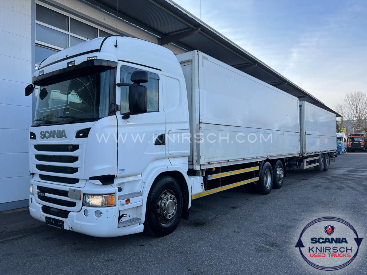 SCANIA R 450 LB6x2*4MNB Getränkeaufbau mit Anhänger - Camião chassi: foto 1 SCANIA R 450 LB6x2*4MNB Getränkeaufbau mit Anhänger - Camião chassi: foto 1