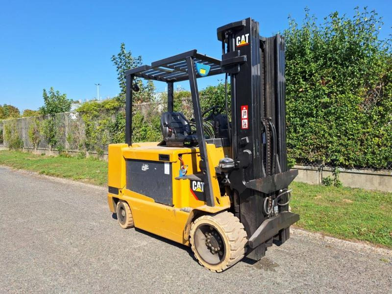 Caterpillar EC55N - Empilhador elétrico: foto 2 Caterpillar EC55N - Empilhador elétrico: foto 2