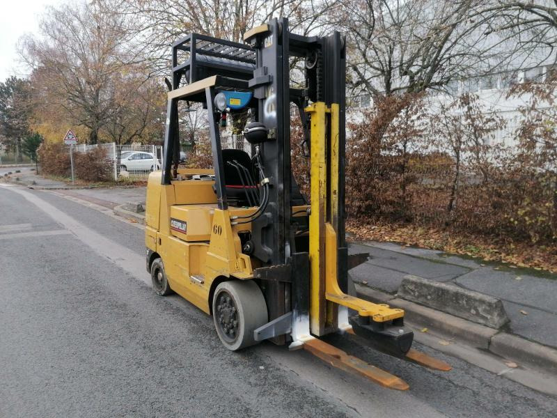 Caterpillar GC45K SWB - Empilhador a gás: foto 3 Caterpillar GC45K SWB - Empilhador a gás: foto 3