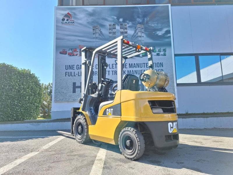 Caterpillar GP25NTD - Empilhador a gás: foto 3 Caterpillar GP25NTD - Empilhador a gás: foto 3