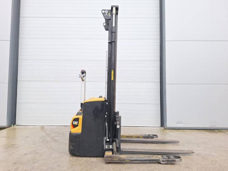 Caterpillar NSP16N2S - Stacker: foto 4 Caterpillar NSP16N2S - Stacker: foto 4