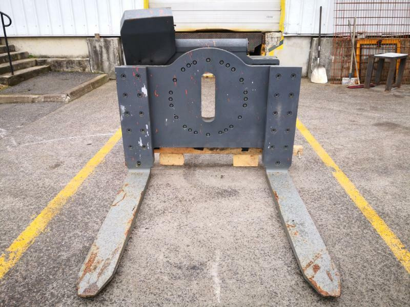 Combilift 360° - Garfos: foto 1 Combilift 360° - Garfos: foto 1