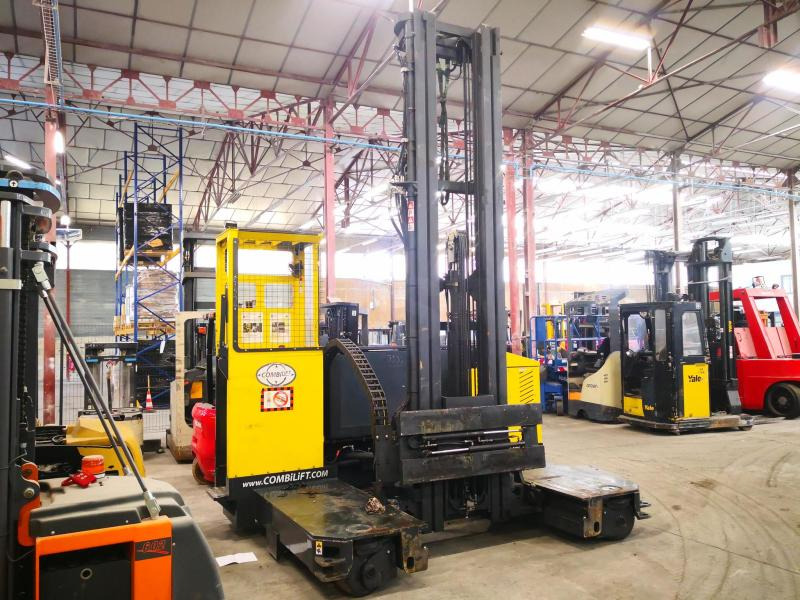 Combilift C4500GTE - Empilhador lateral: foto 1 Combilift C4500GTE - Empilhador lateral: foto 1