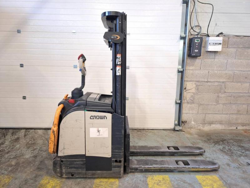 Crown ET4000-1.4 - Stacker: foto 4 Crown ET4000-1.4 - Stacker: foto 4
