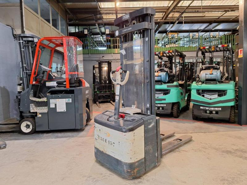 Crown WE2300-16 - Stacker: foto 4 Crown WE2300-16 - Stacker: foto 4