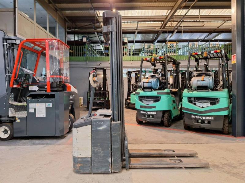Crown WE2300-16 - Stacker: foto 3 Crown WE2300-16 - Stacker: foto 3