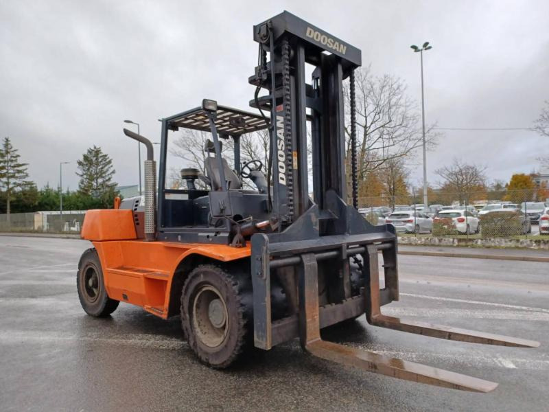 Doosan D1808-S - Empilhador a diesel: foto 4 Doosan D1808-S - Empilhador a diesel: foto 4