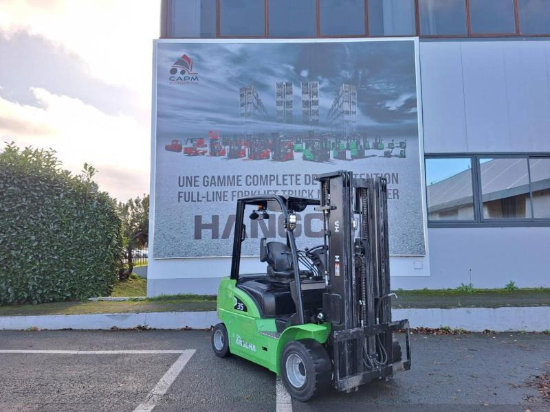 Hangcha XC35i - Empilhador elétrico: foto 3 Hangcha XC35i - Empilhador elétrico: foto 3