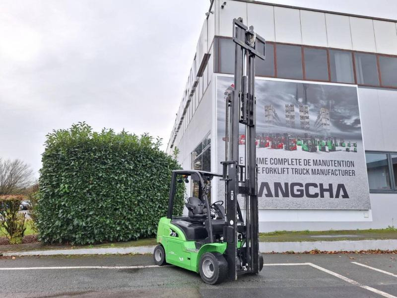Hangcha XC35i - Empilhador elétrico: foto 4 Hangcha XC35i - Empilhador elétrico: foto 4