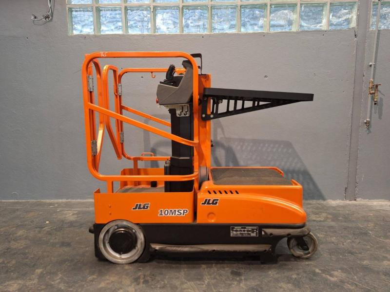 JLG 10MSP - Plataforma de mastro vertical: foto 3 JLG 10MSP - Plataforma de mastro vertical: foto 3
