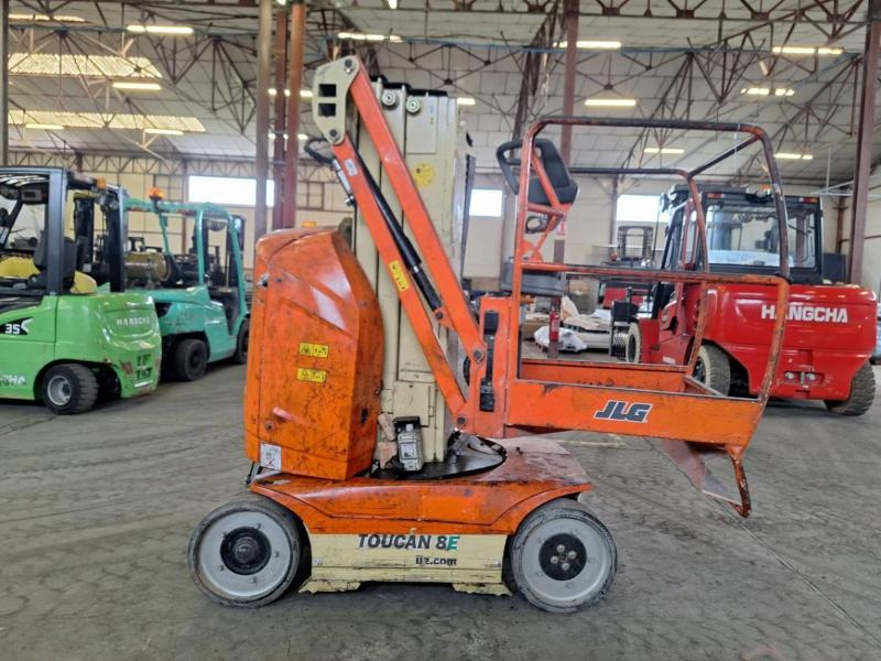 JLG Toucan 8E - Plataforma de mastro vertical: foto 3 JLG Toucan 8E - Plataforma de mastro vertical: foto 3